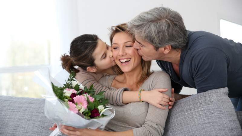 Goodluz / Shutterstock.com