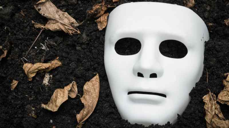 JHK2303 / Shutterstock.com